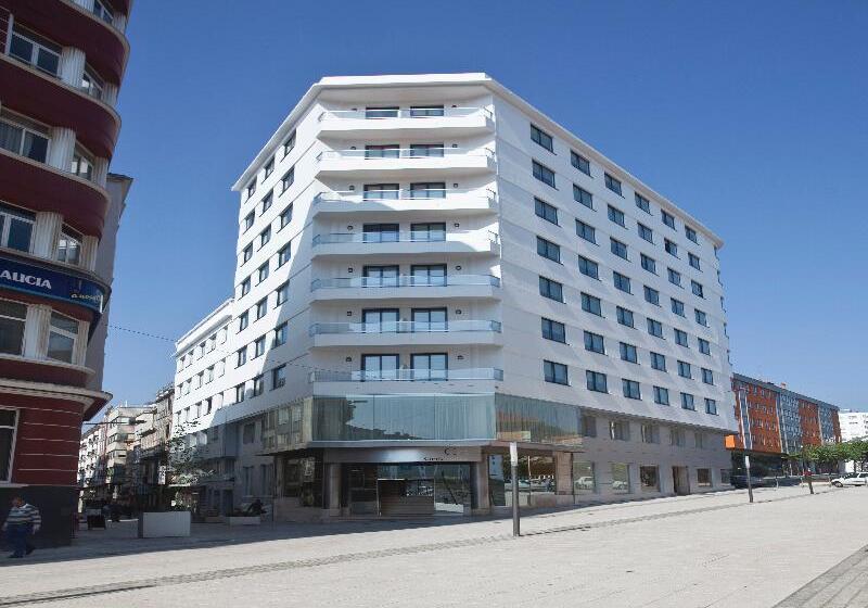 Отель Almirante