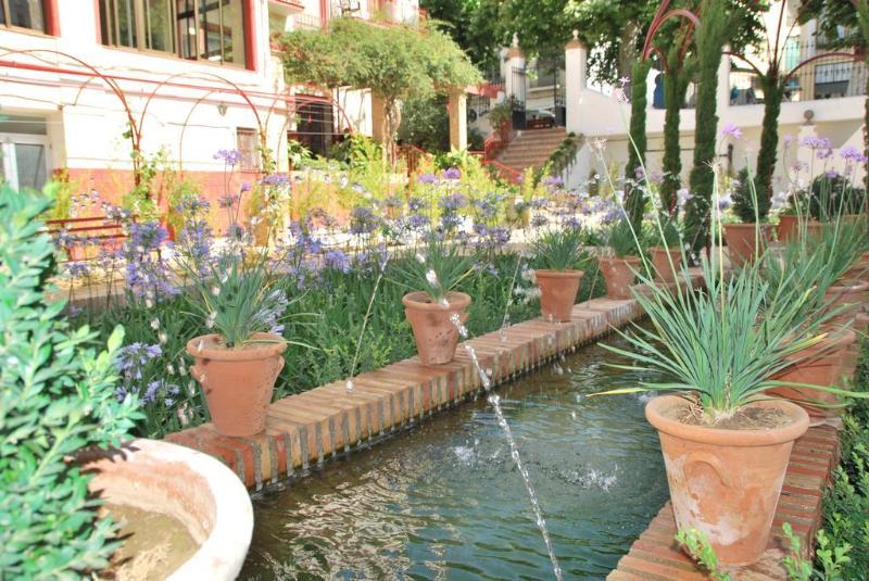 Отель Andalucia