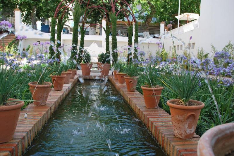 Отель Andalucia