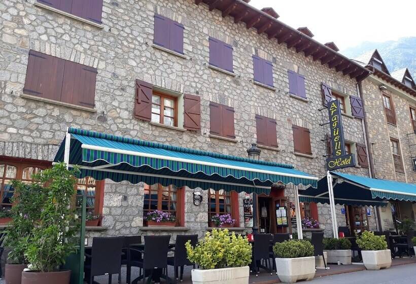 בית מלון כפרי Aragüells