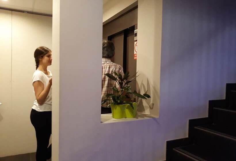 בית מלון כפרי Aragüells