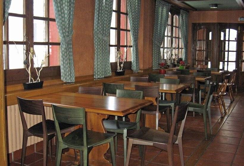 בית מלון כפרי Aragüells