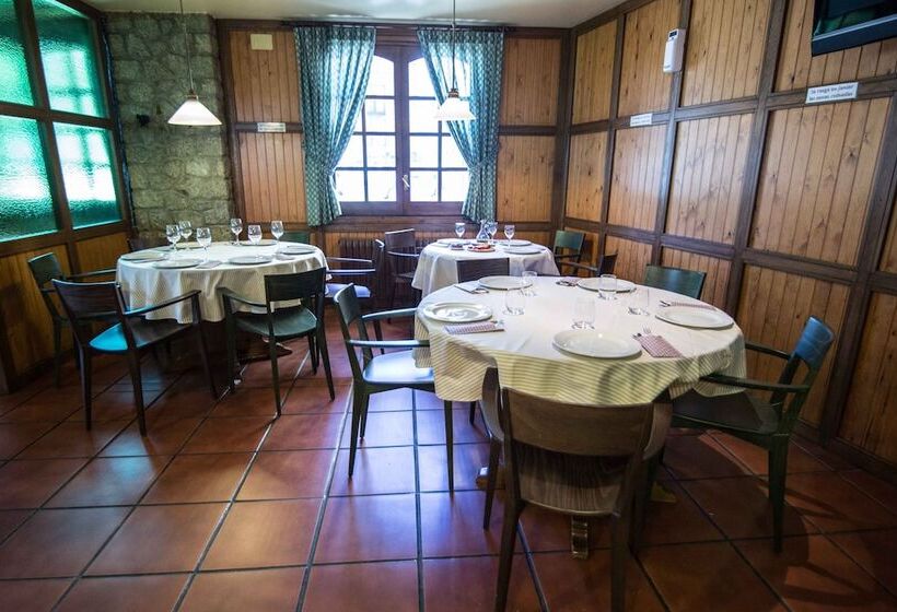 בית מלון כפרי Aragüells