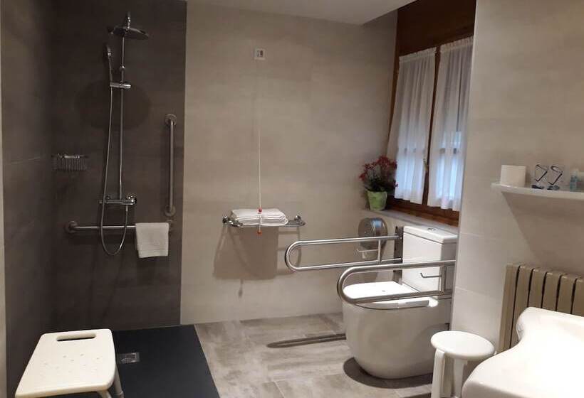 בית מלון כפרי Aragüells