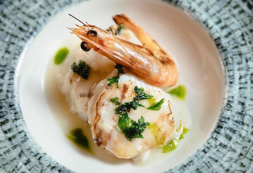 酒店 Avenida Benasque