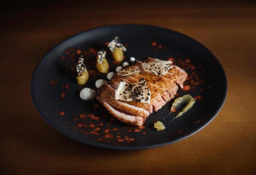 酒店 Avenida Benasque