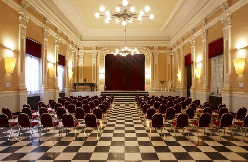 هتل Balneario De Cestona