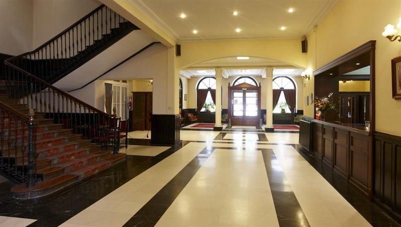 هتل Balneario De Cestona