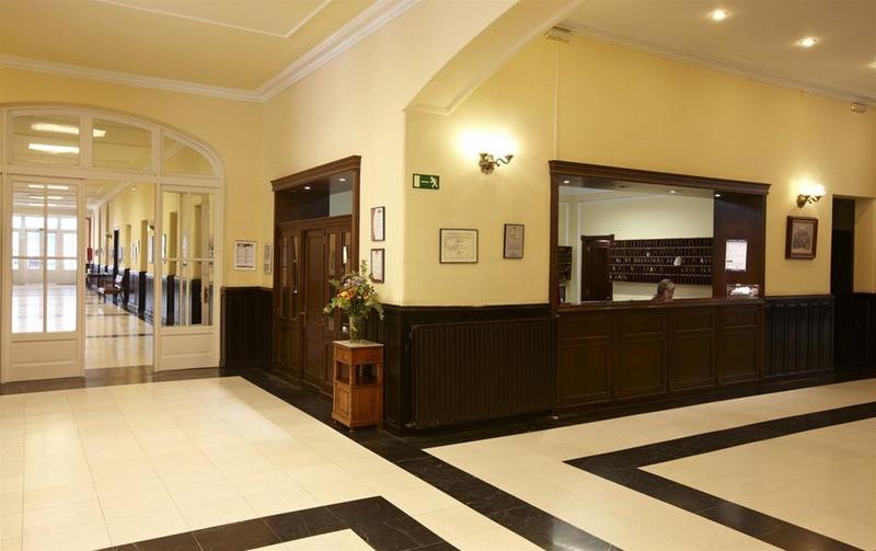 هتل Balneario De Cestona