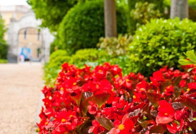 هتل Balneario Prats