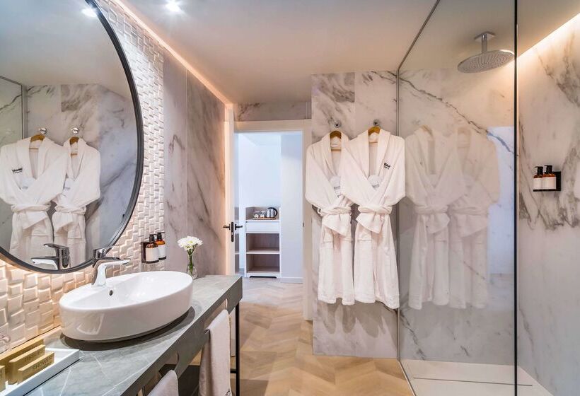 ホテル Barcelo Carmen Granada