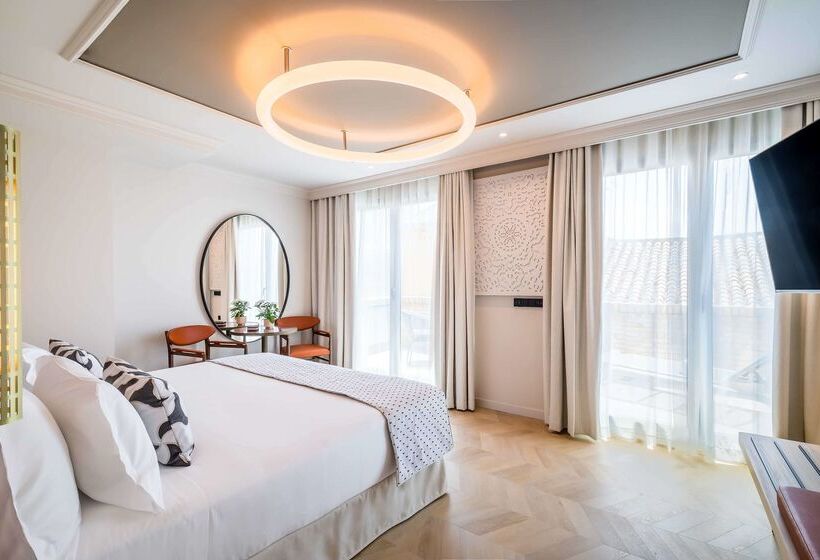 ホテル Barcelo Carmen Granada