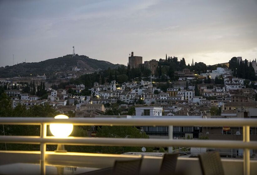 ホテル Barcelo Carmen Granada