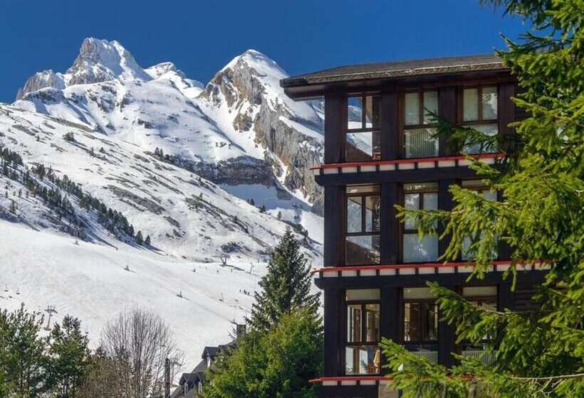 Snö Hotel Candanchú