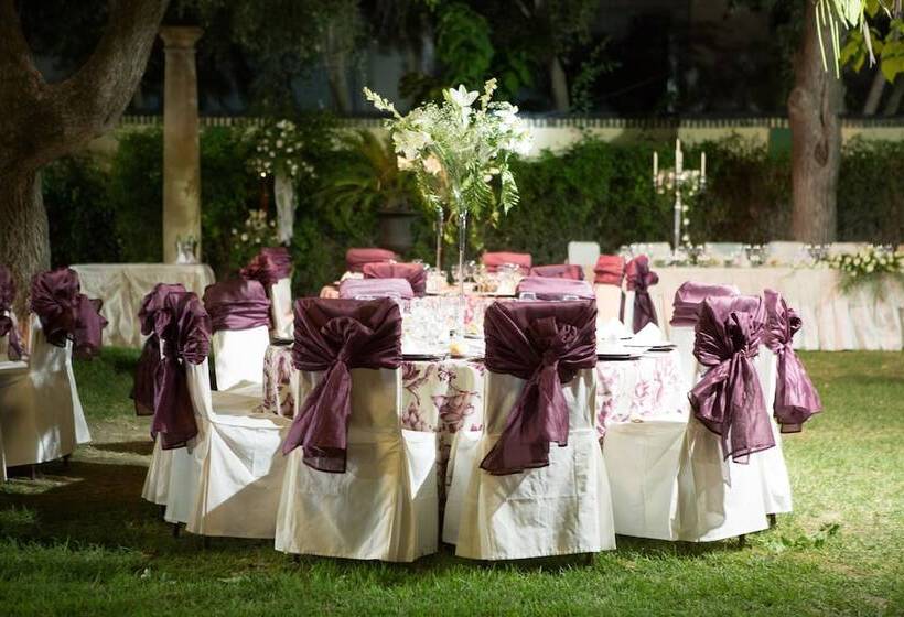 فندق Castillo De Montemayor