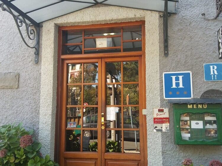 בית מלון כפרי Conde Aznar