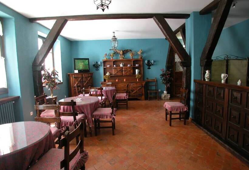 בית מלון כפרי Conde Aznar