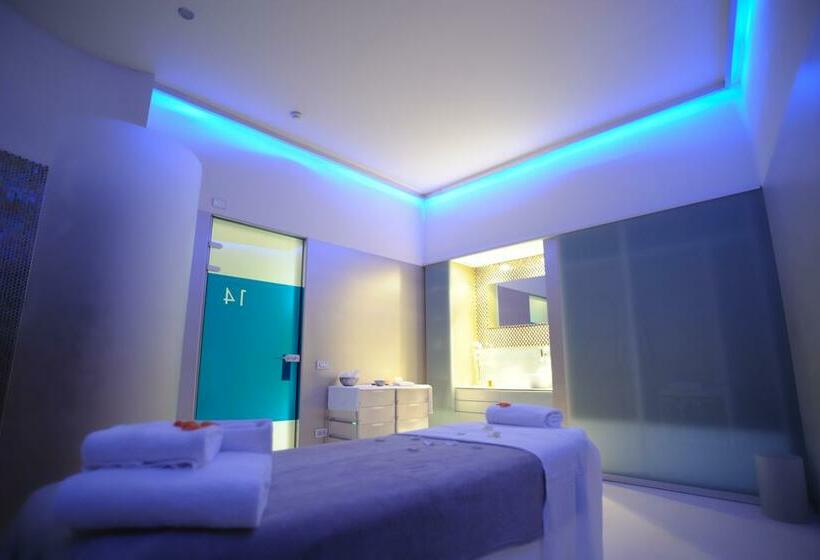 ホテル Continental Panticosa