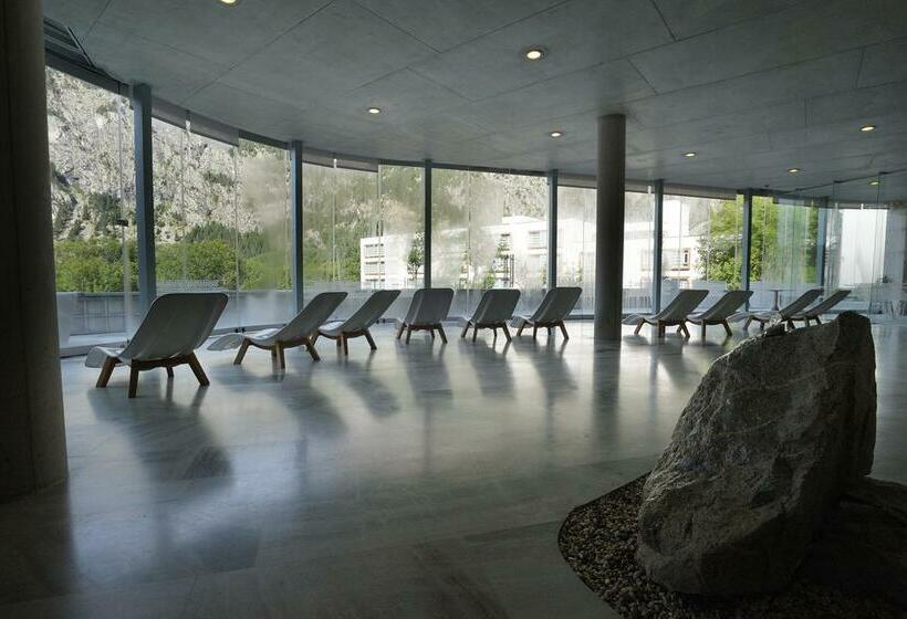 ホテル Continental Panticosa