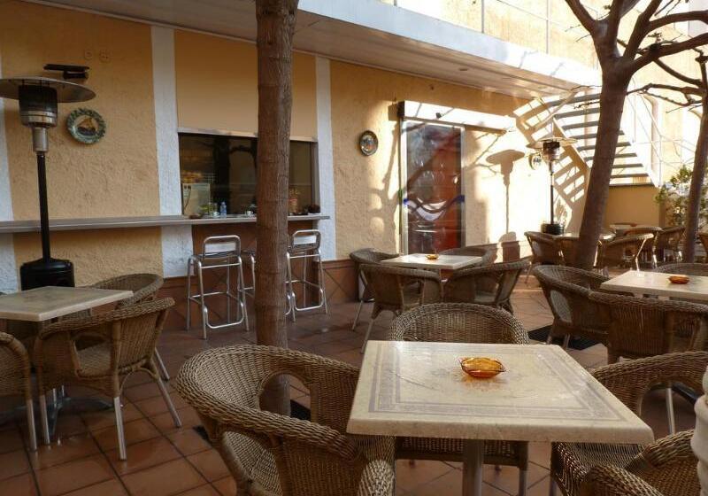 ホテル Costa Brava