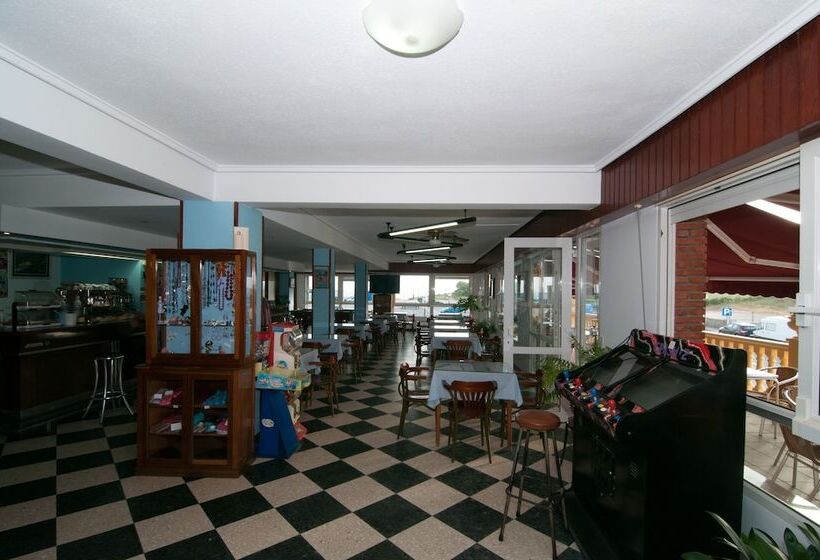 ホテル Costa De Ajo