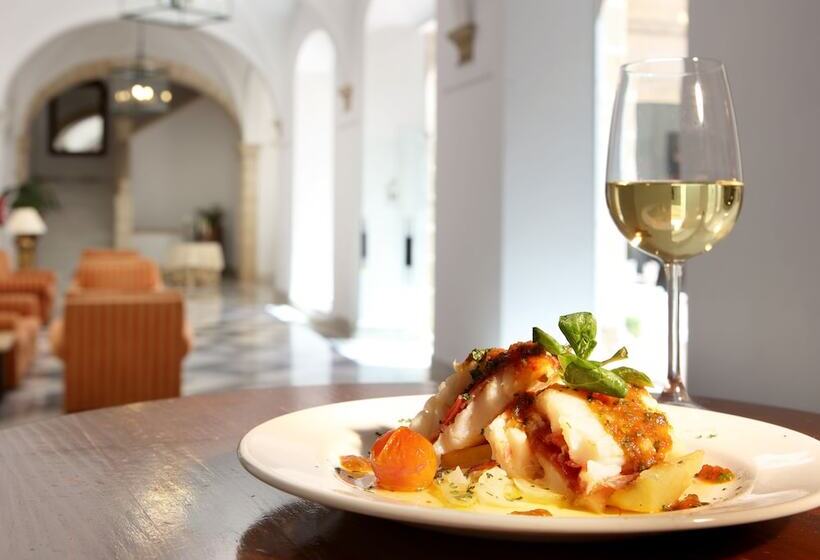 هتل Crisol Monasterio De San Miguel