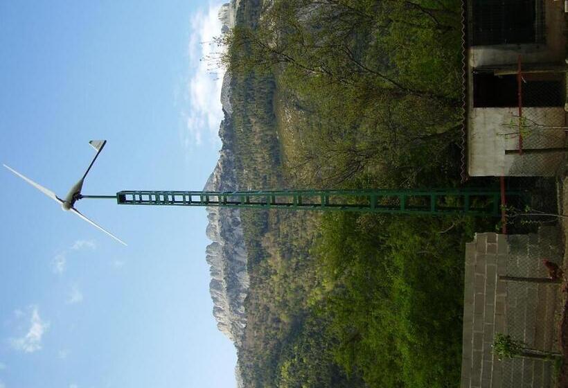 فندق De Montaña Uson