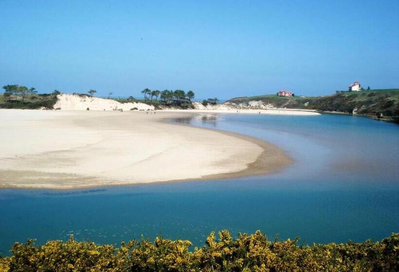 هتل Dunas De Oyambre