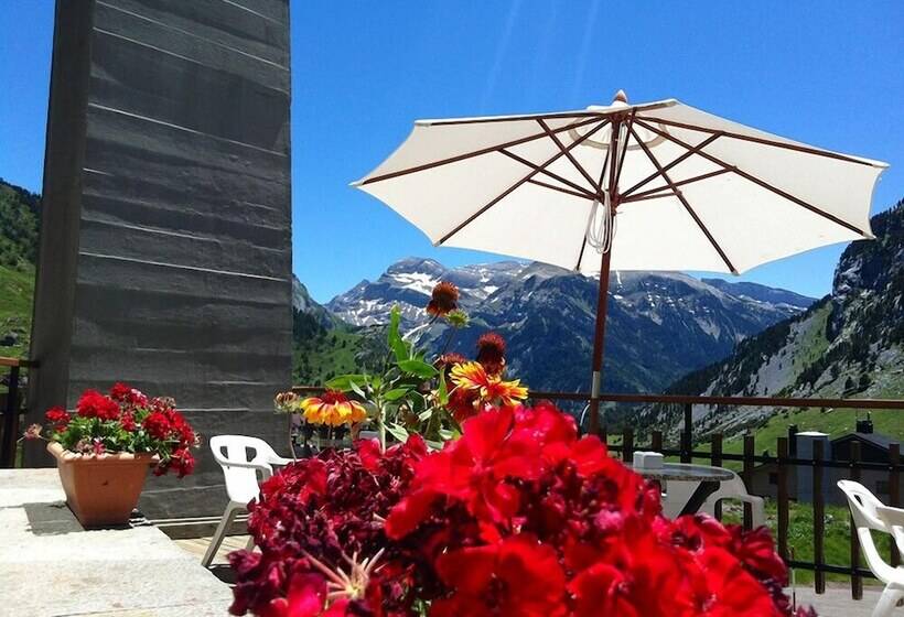 فندق Edelweiss Candanchu