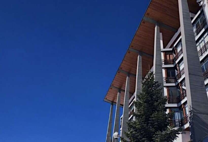 فندق Edelweiss Candanchu