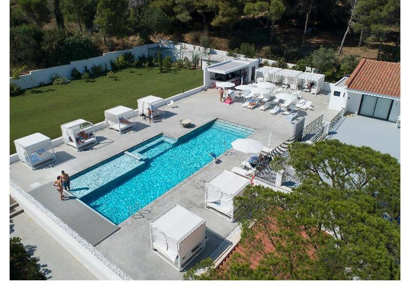 هتل Eetu  Adults Only