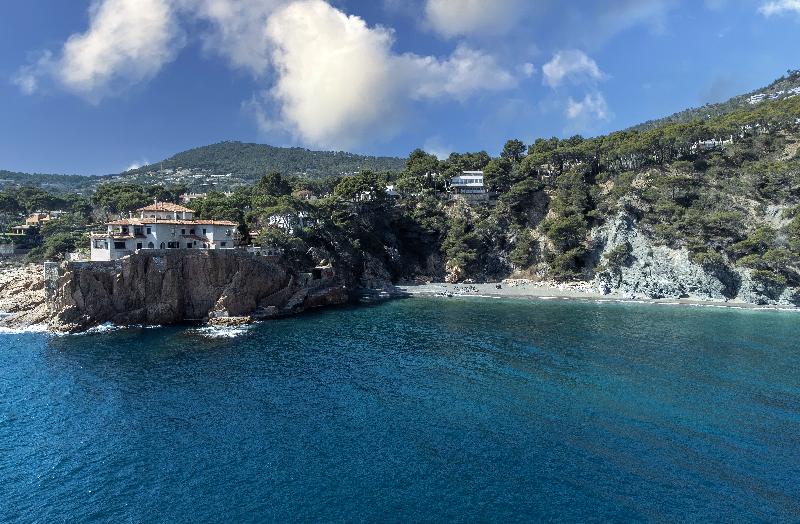 هتل Eetu  Adults Only