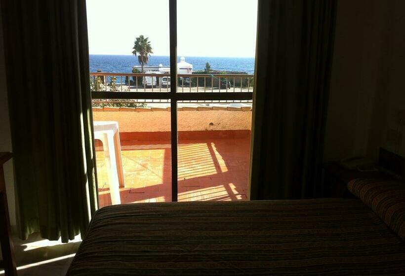 בית מלון כפרי El Ancla