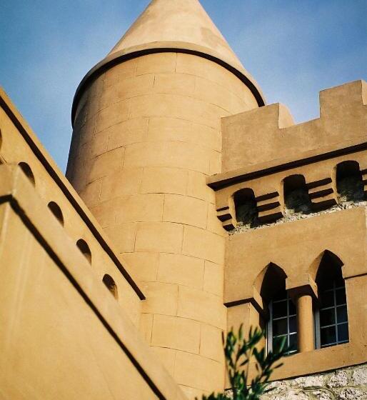 ホテル El Castillo De Los Locos