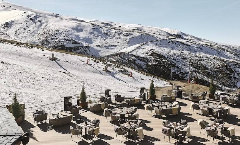 Отель El Lodge, Ski & Spa