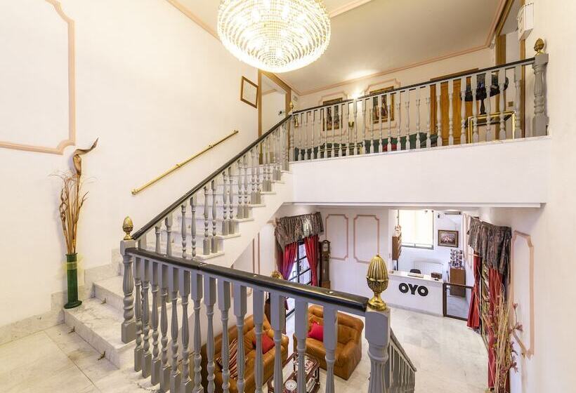 ホテル El Prado By Vivere Stays