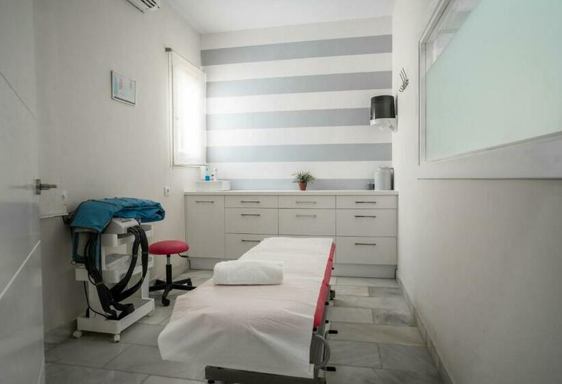 فندق Balneario De Chiclana