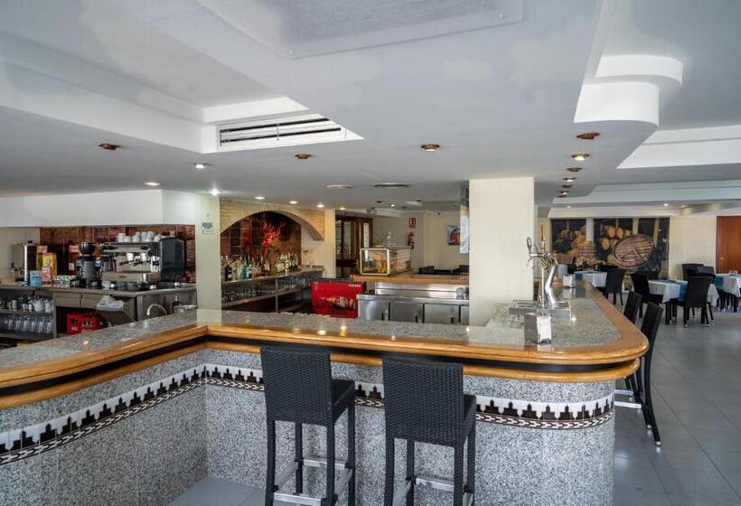 فندق Balneario De Chiclana