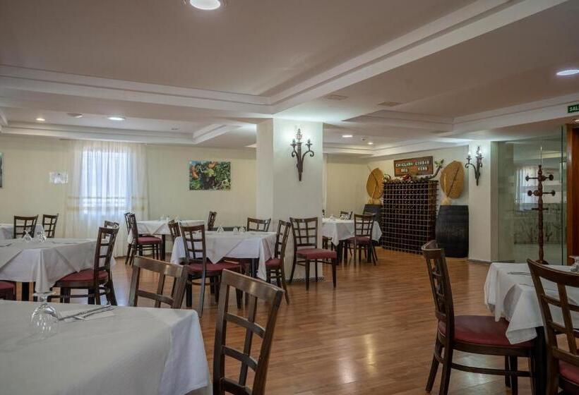 فندق Balneario De Chiclana