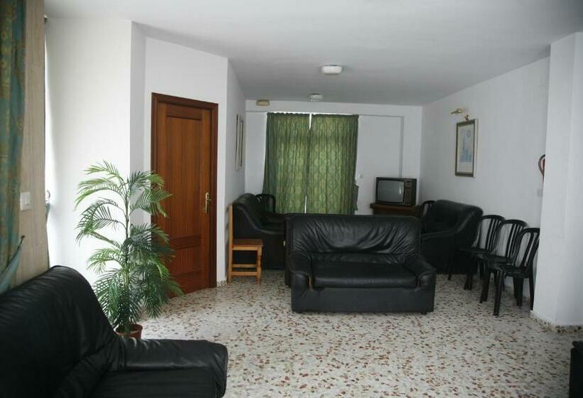 Отель Estrella Del Mar