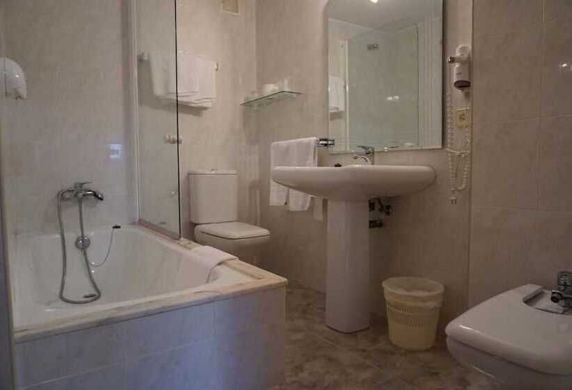 בית מלון כפרי Europa