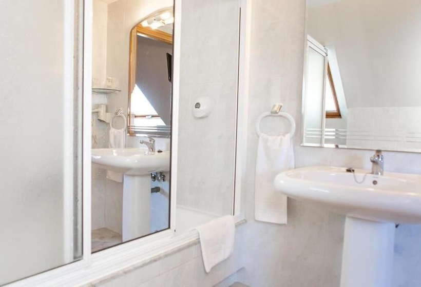 בית מלון כפרי Europa