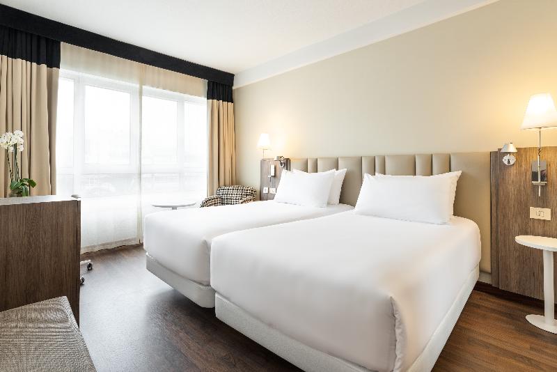 هتل Eurostars Atlantico