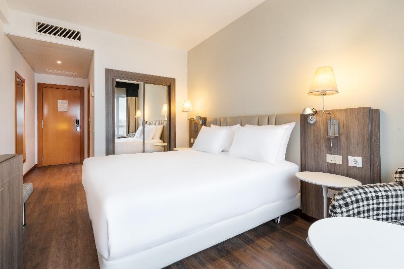 هتل Eurostars Atlantico