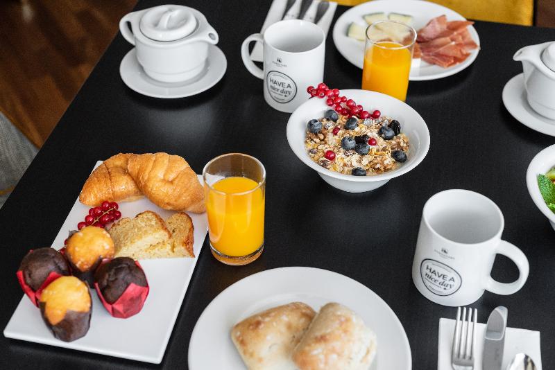 هتل Eurostars Atlantico