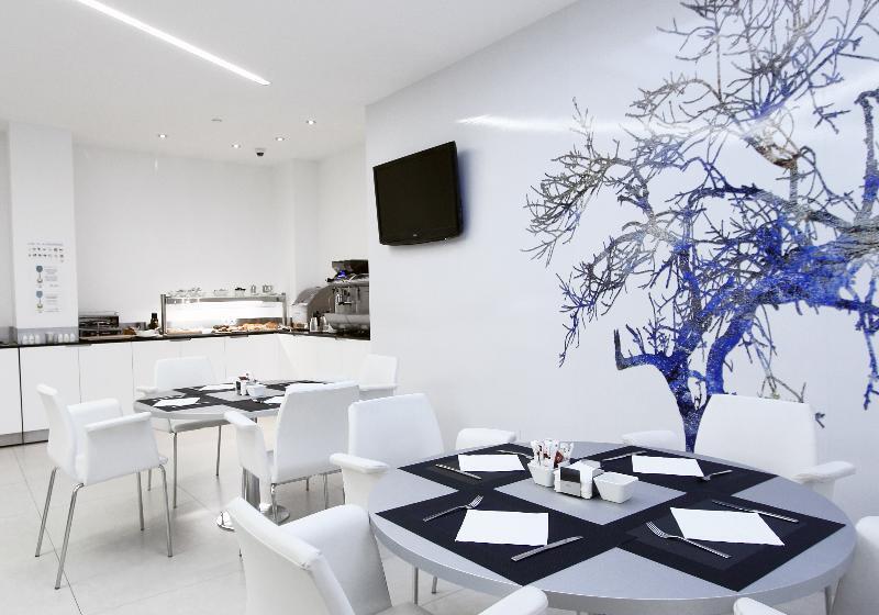 هتل Eurostars Blue Coruna