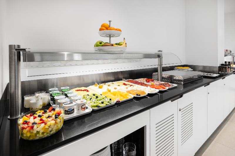 هتل Eurostars Blue Coruna