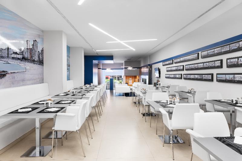 هتل Eurostars Blue Coruna