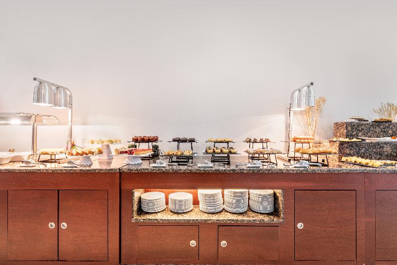 هتل Eurostars Ciudad De La Coruna