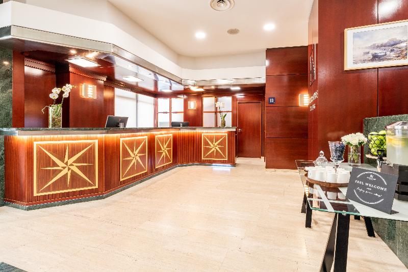 هتل Eurostars Ciudad De La Coruna